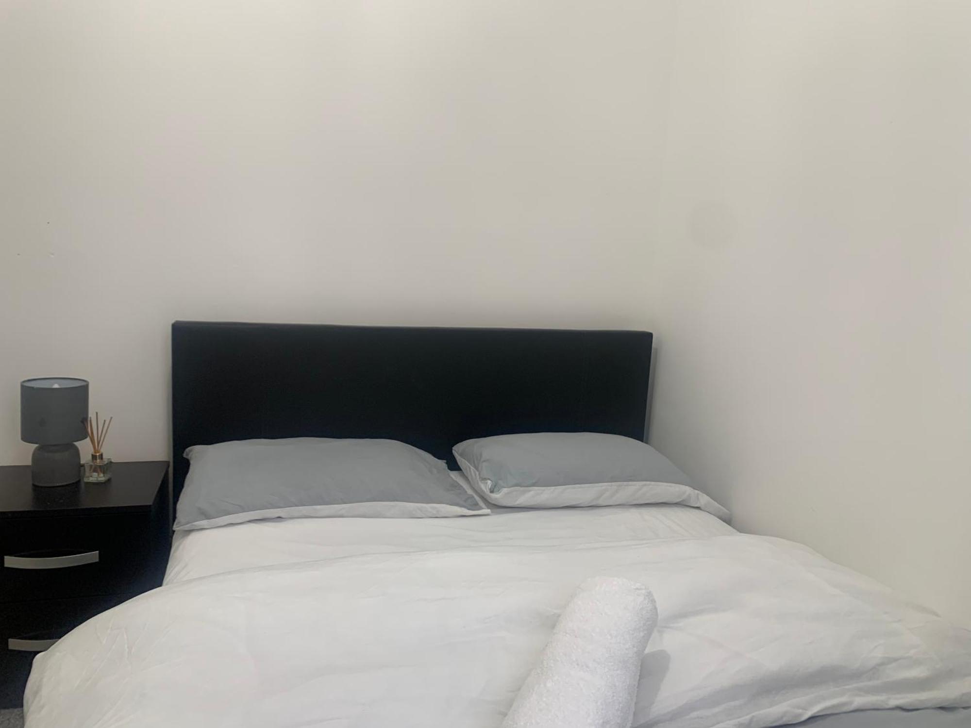 Norwood L A Place Croydon, London 빌라 외부 사진